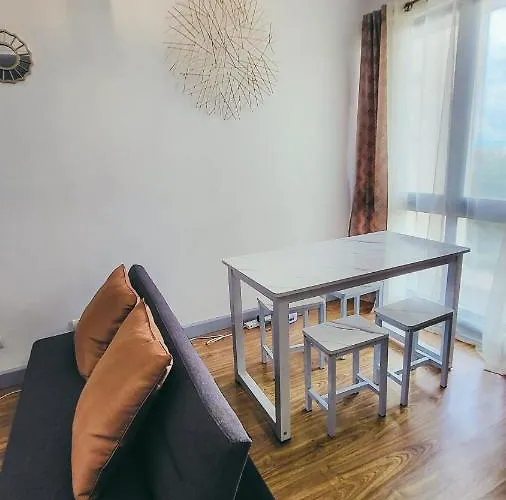 Aparthotel Staycation In Alabang By Angela 3*
